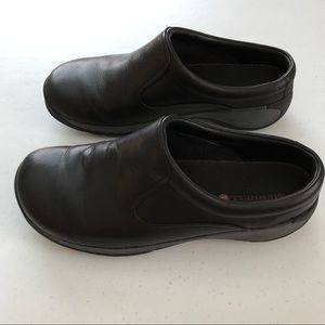 Merrell Work QForm2 mule size 9
